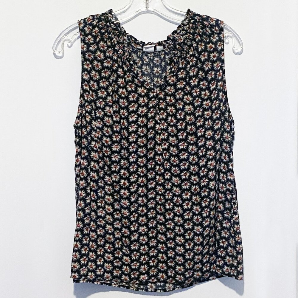 GAP floral print, sleeveless blouse size M